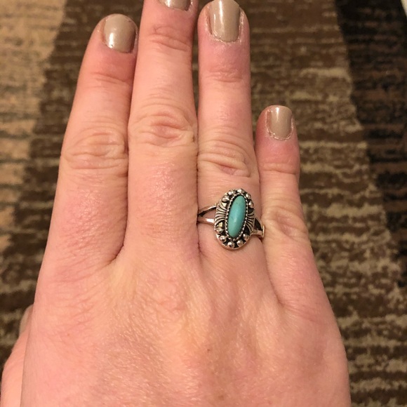 Turquoise Silver Ring - Picture 2 of 3